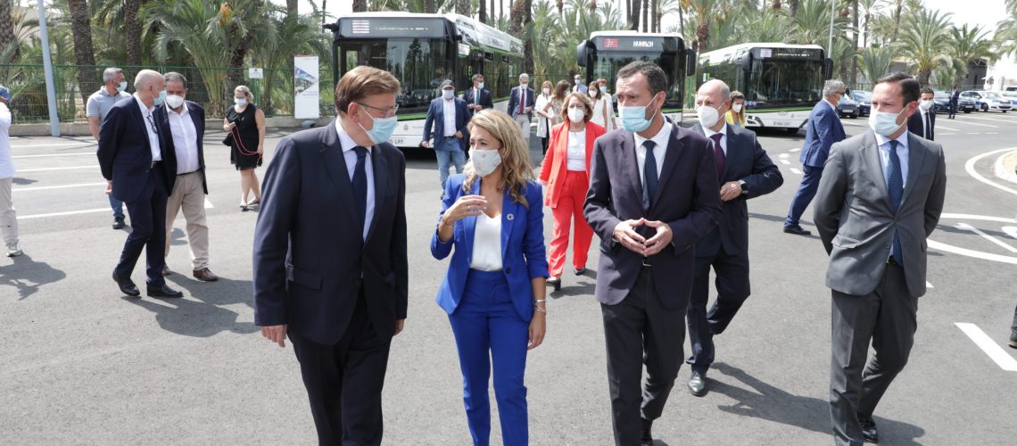 210903_visita_ministra_autobuses_Elche_1