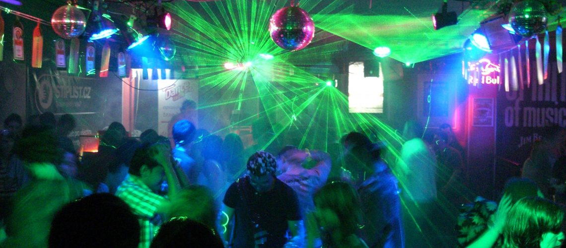 Chmee2.Laser_show_disco