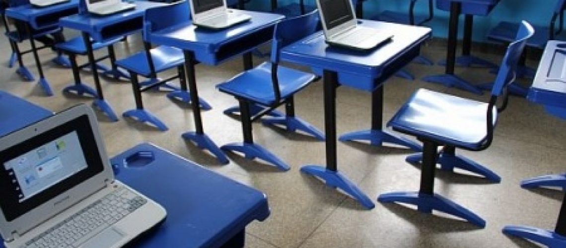 ORDENADORES SALA_DE_AULA by EMERSON