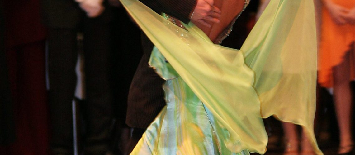 che Ballroom_dance_exhibition